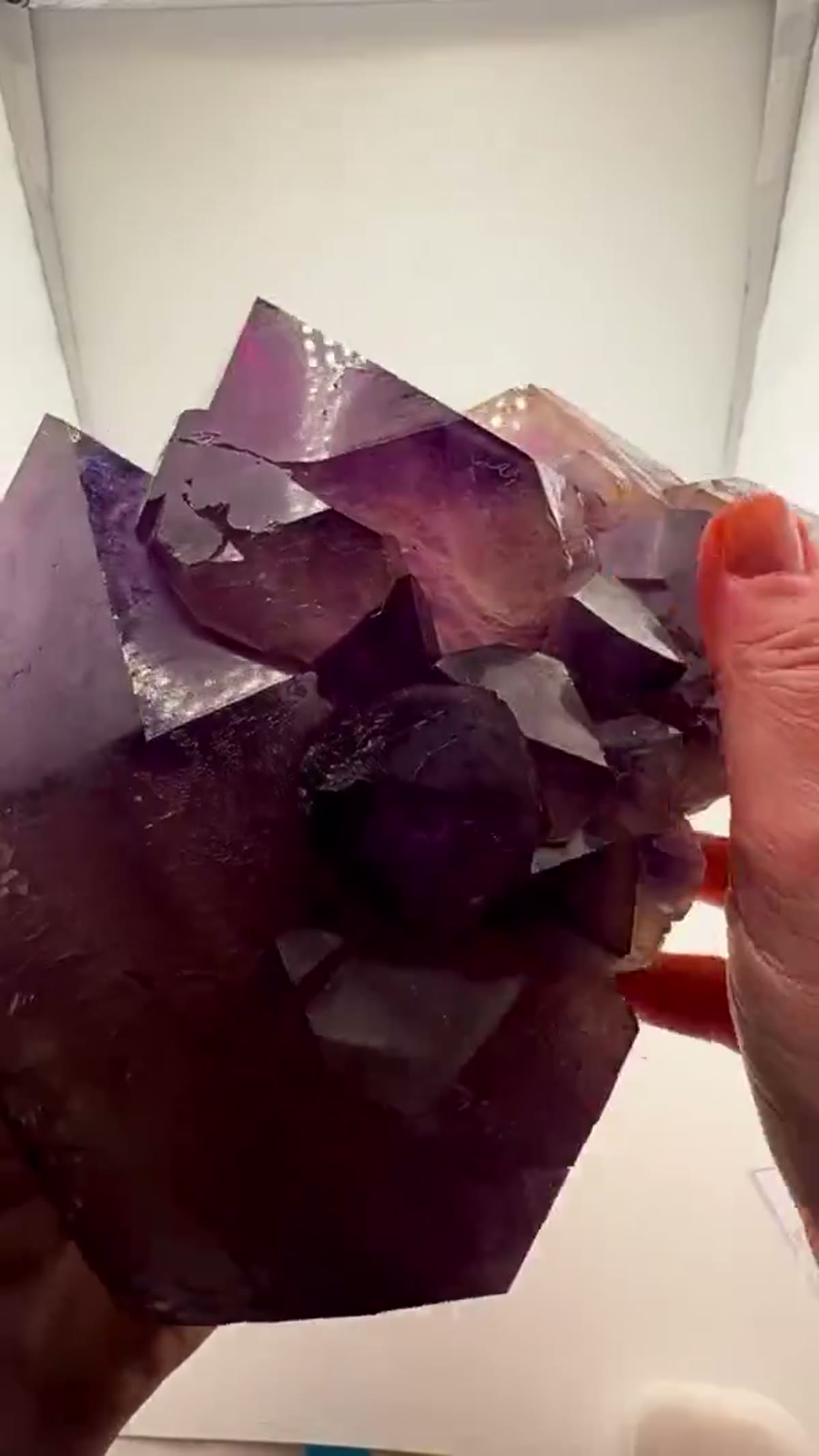 Amethyst Specimen: Super massive presence… straight out of the Pilbara - view 4