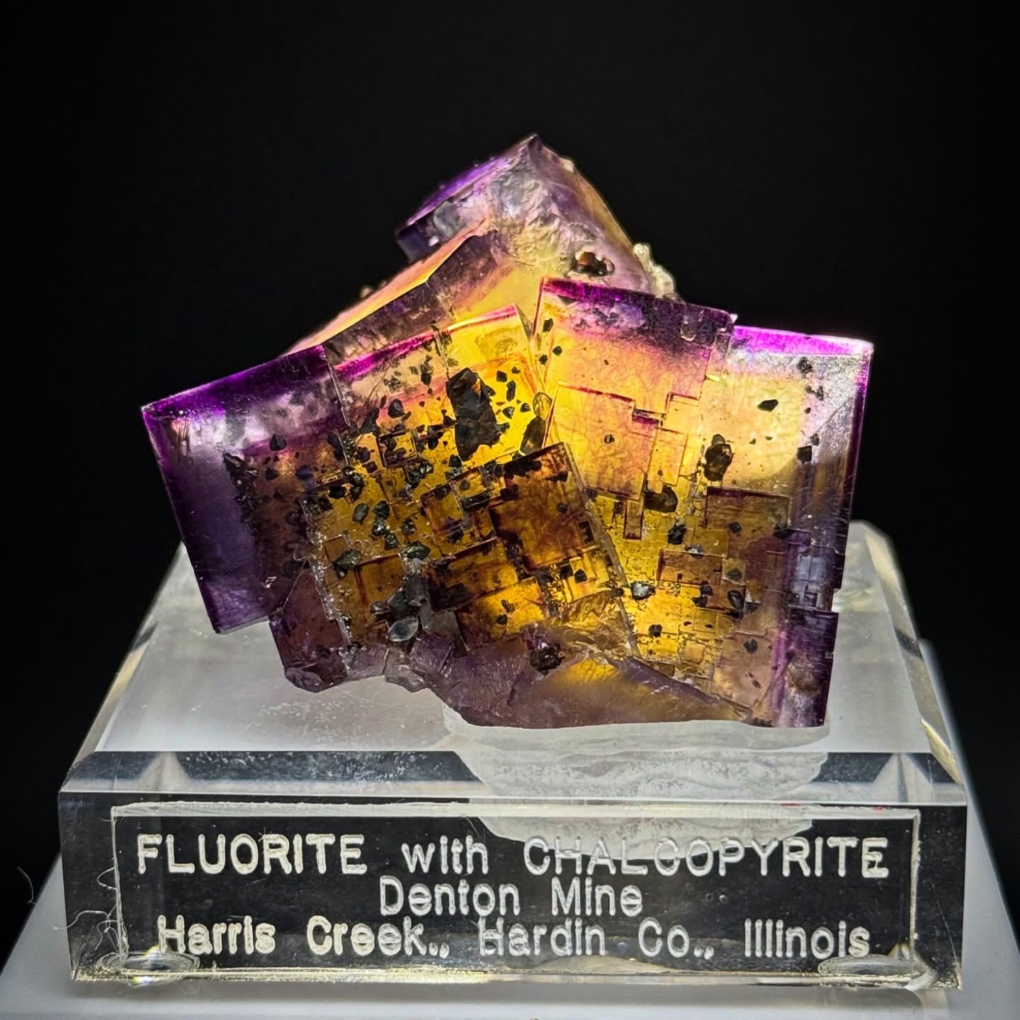 Illinois fire locked in crystal form