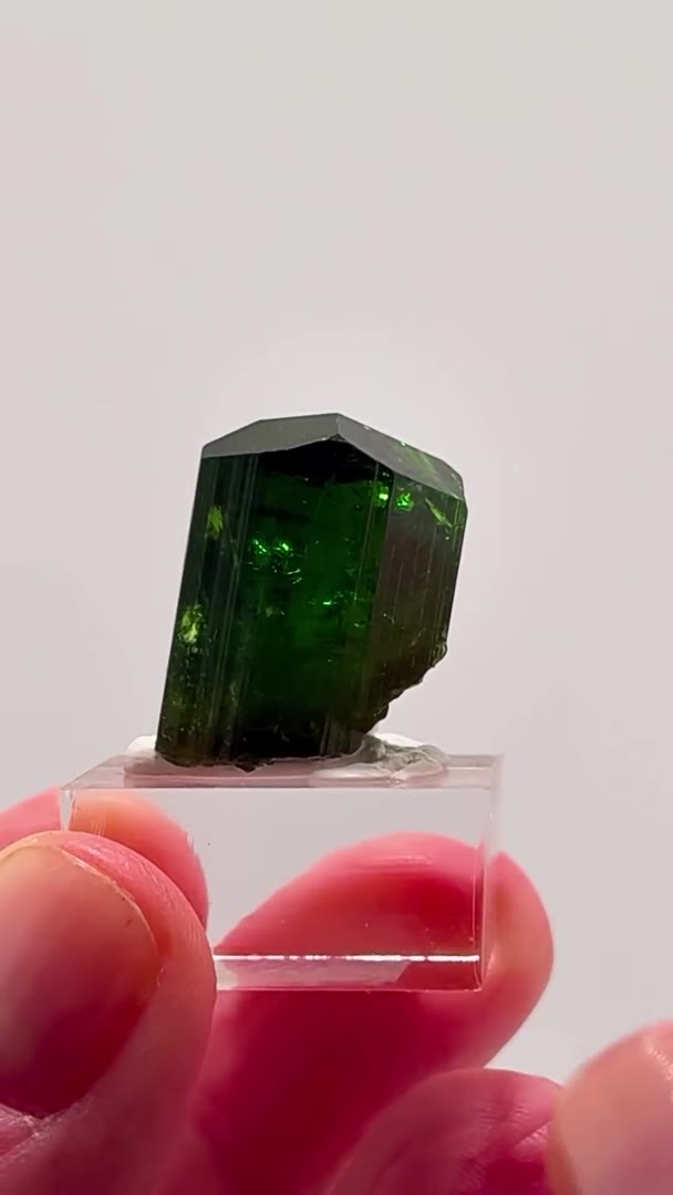 ELECTRIC GREEN — TANZANIAN CHROME TOURMALINE