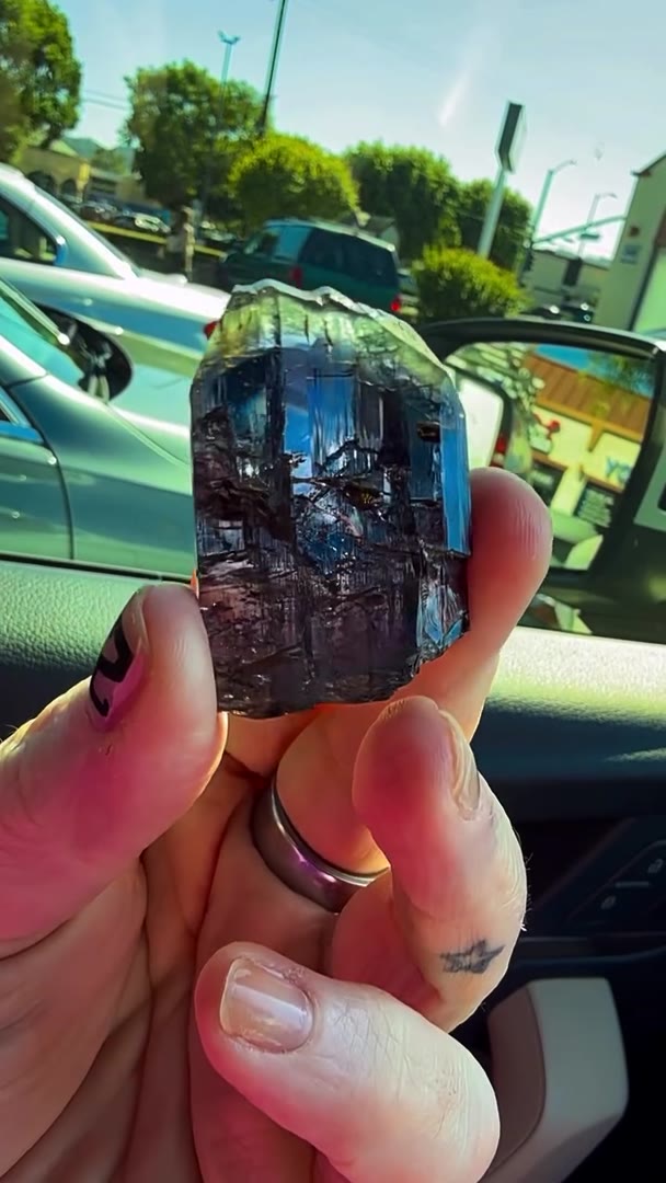 WAITING IN THE CAR… MIGHT AS WELL HAVE A TANZANITE MOMENT