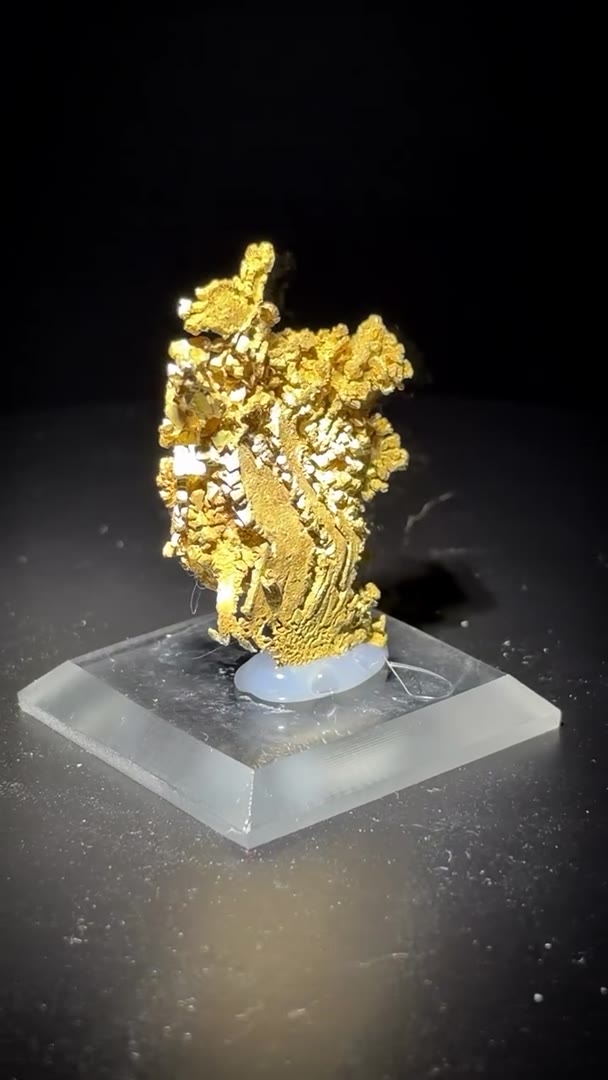 NEVADA GOLD — SCULPTED BY THE EARTH
