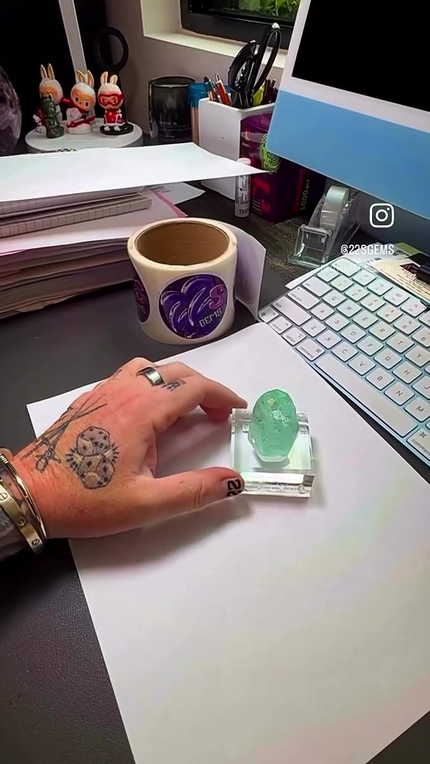MEDINA AQUAMARINE MAGIC… ETCHED PERFECTION MEETS SMOOTH GLASS!