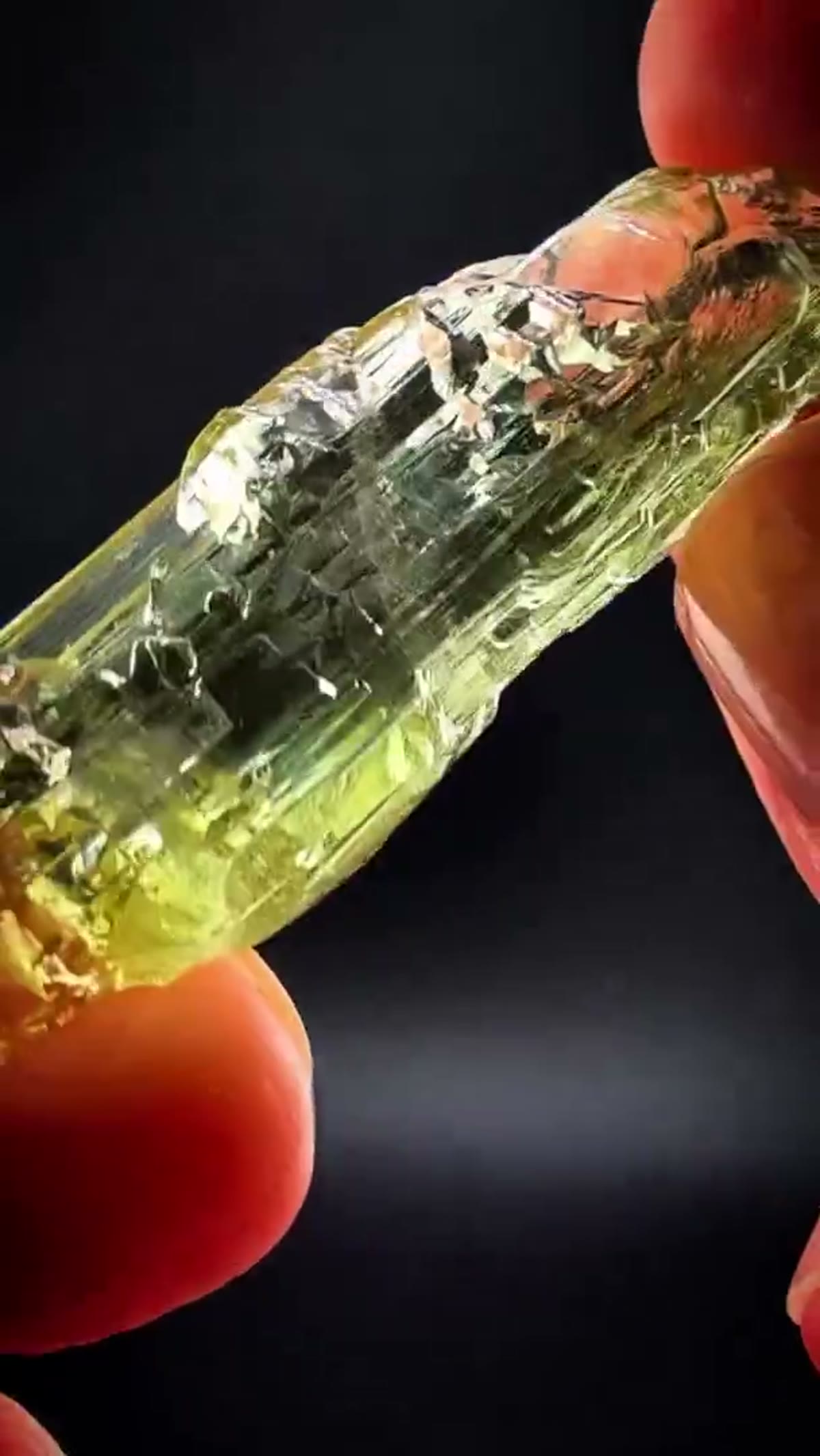 Heliodor Specimen from Ukraine: Nature’s sculpture at its finest - view 2