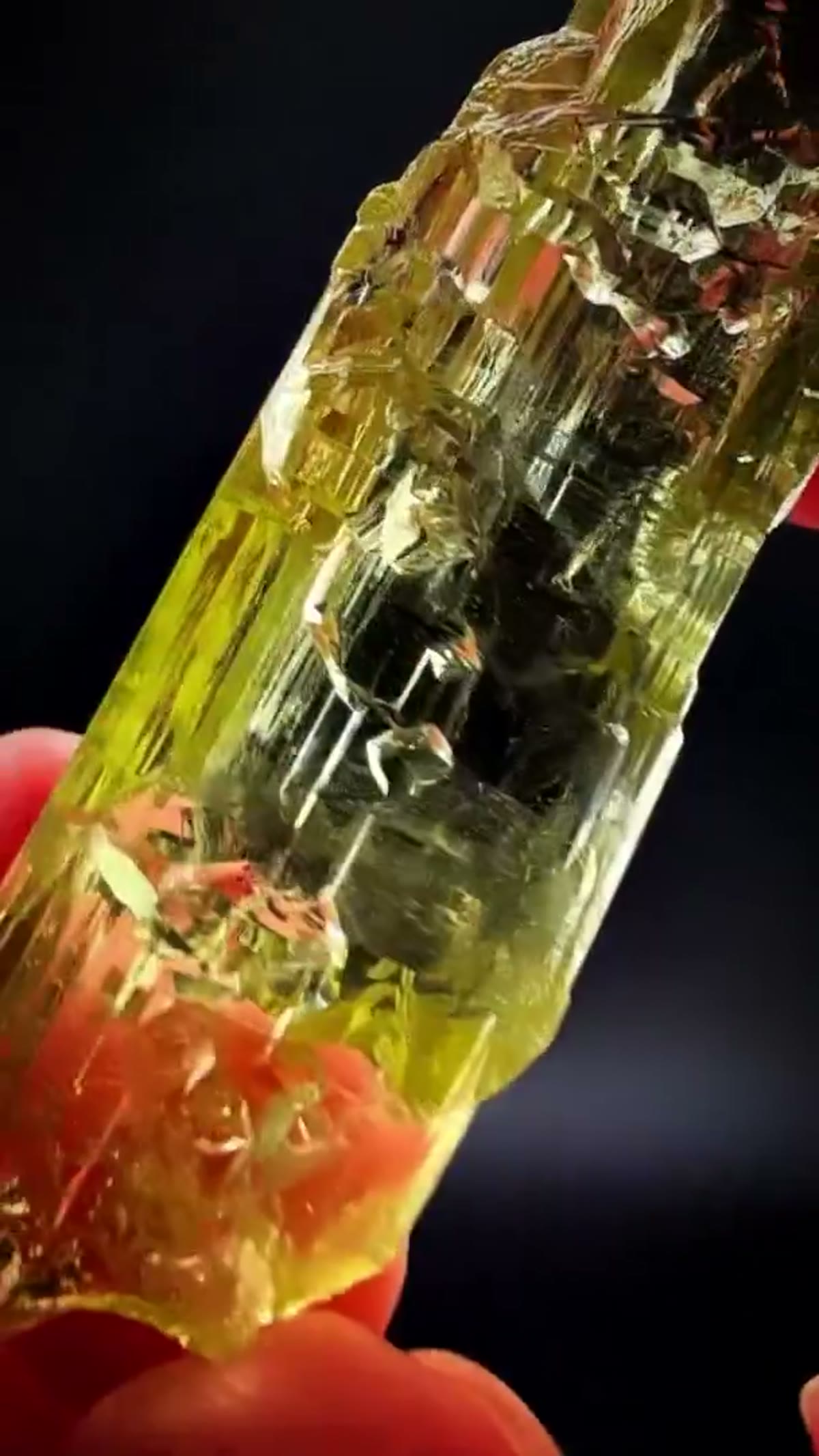 Heliodor Specimen from Ukraine: Nature’s sculpture at its finest - view 3