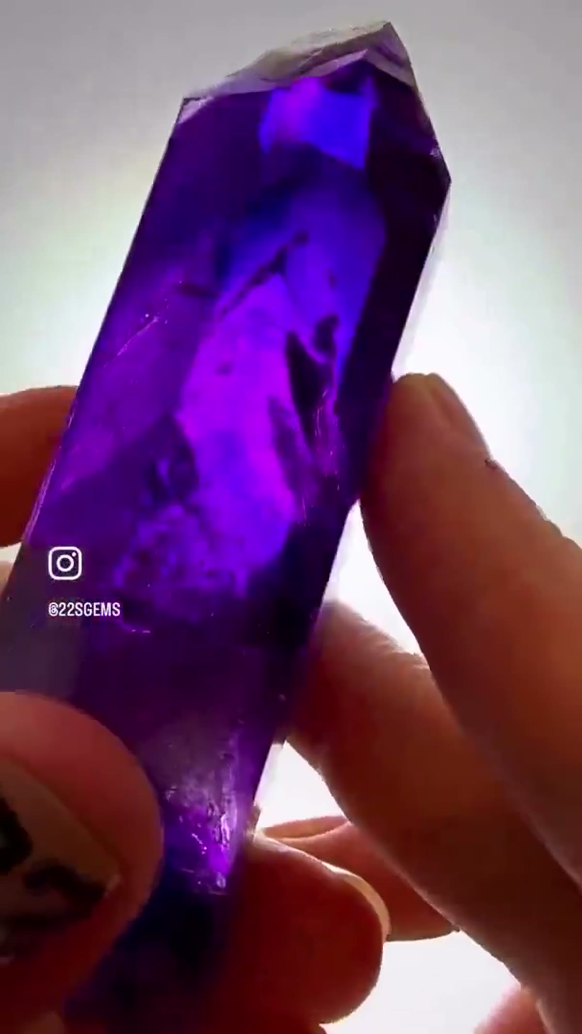 Amethyst Specimen from Buks Claim, Namibia, 102.80 g: One glance… and you’re hooked - view 2