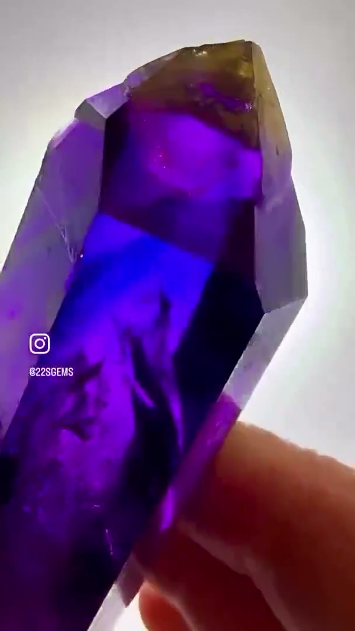 Amethyst Specimen from Buks Claim, Namibia, 102.80 g: One glance… and you’re hooked - view 3