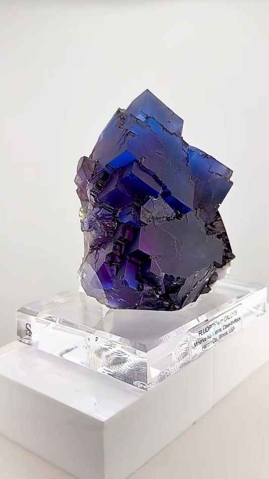 ILLINOIS FLUORITE AT ITS FINEST