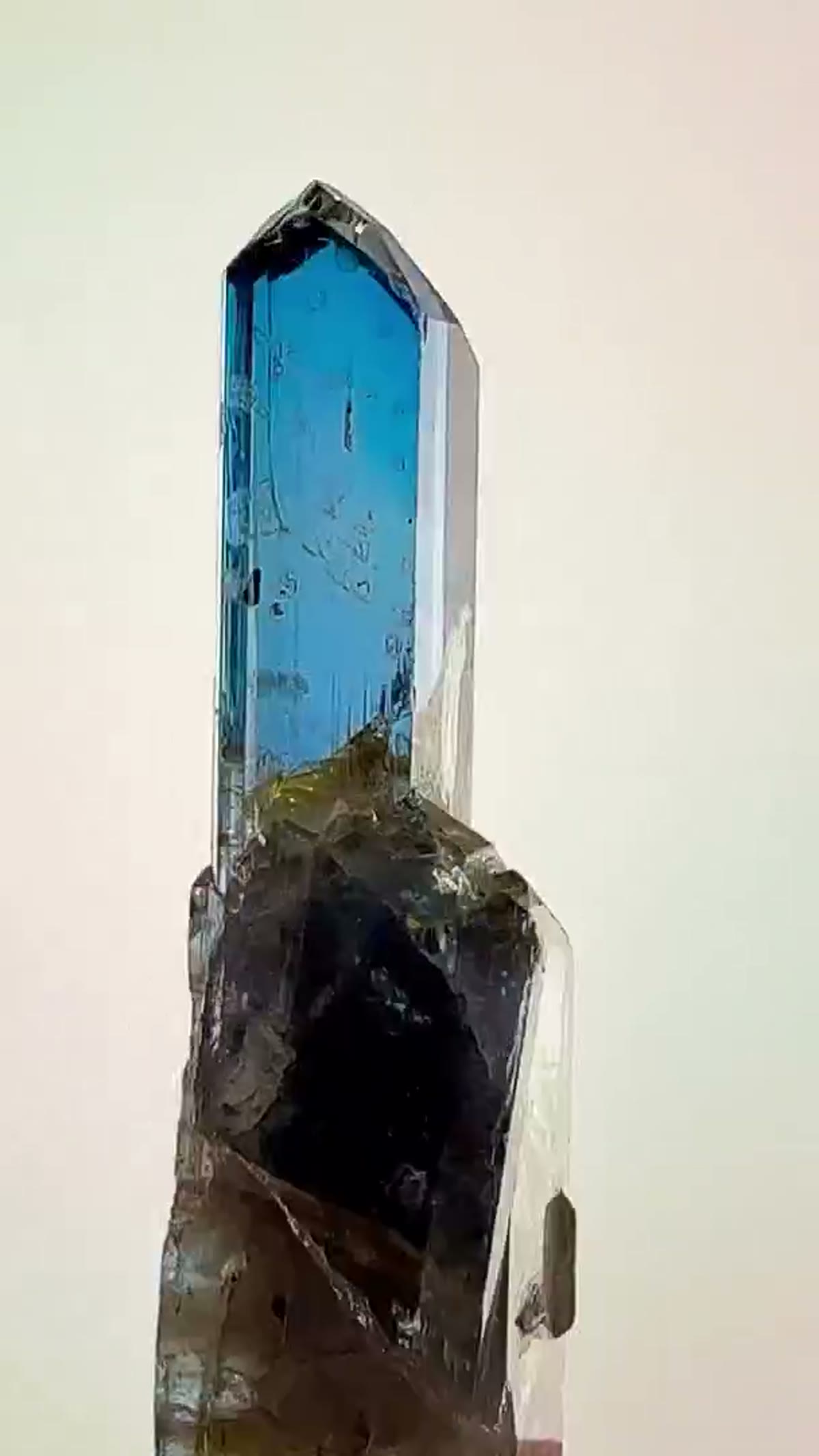 Tanzanite Specimen from Merelani Hills, Tanzania, 7.6 g: Tanzanite Royalty - view 4