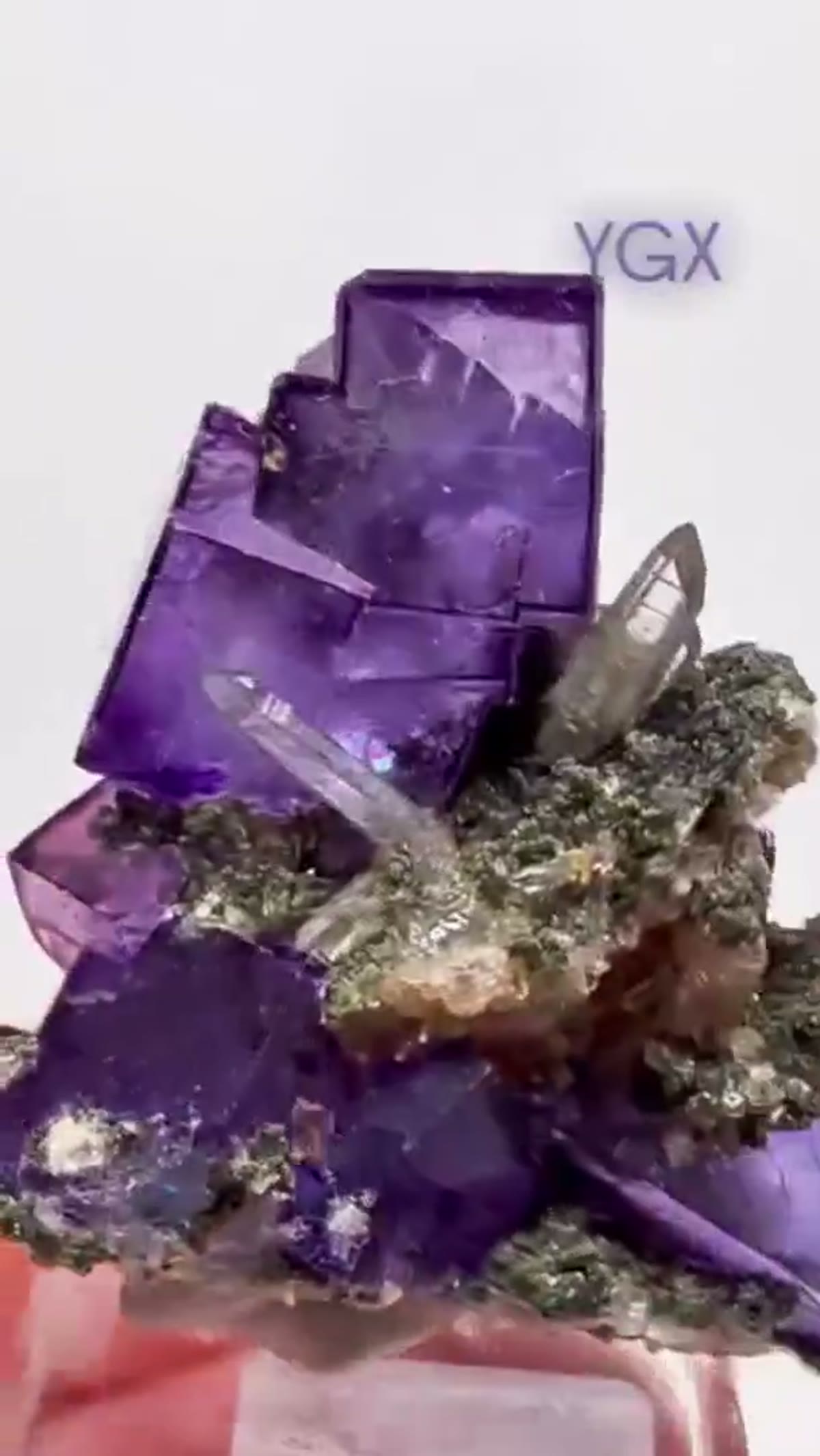 Fluorite Specimen from China: YGX Fluorite - view 3