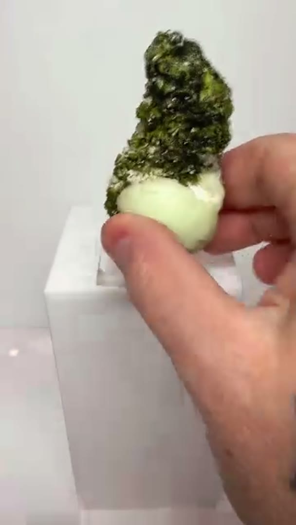 Look at this specimen Epidote/Prehnite \rLocality: Midelt Province, Morocco
