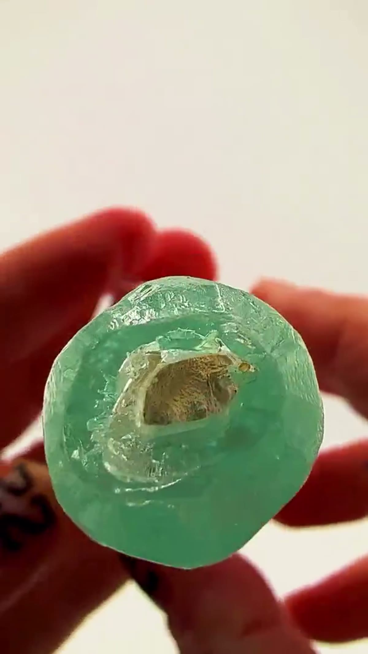 Aquamarine Specimen from Medina, Brazil: A timeless Brazilian classic - view 2