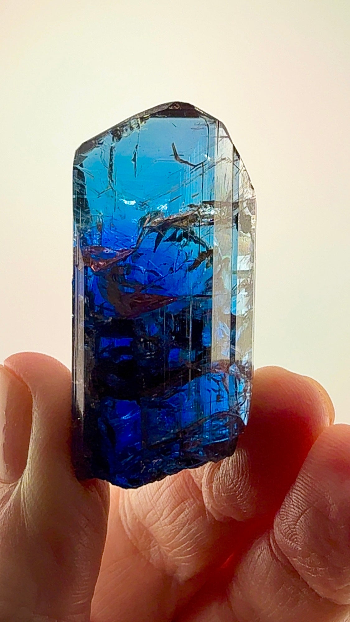 38.88 grams of pure Tanzanite natural beauty.