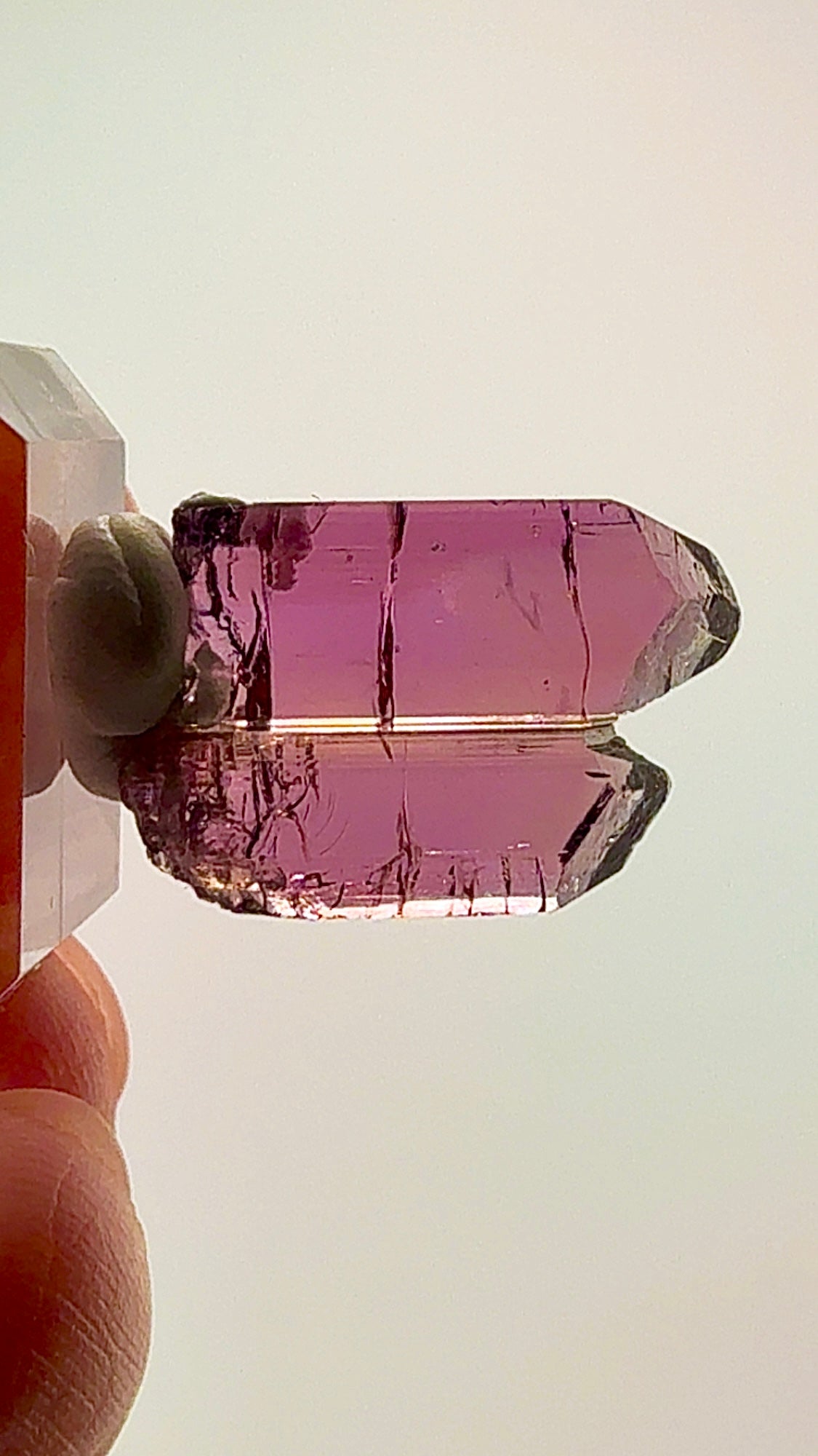 2.17 GRAMS OF NATURAL TANZANITE MAGIC
