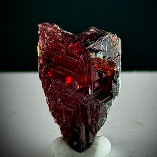 Absolute geometry… no attachment, no compromise