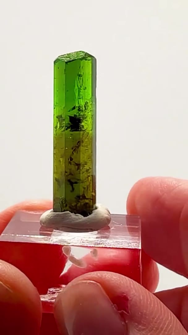ELECTRIC GREEN — TANZANIAN CHROME TOURMALINE