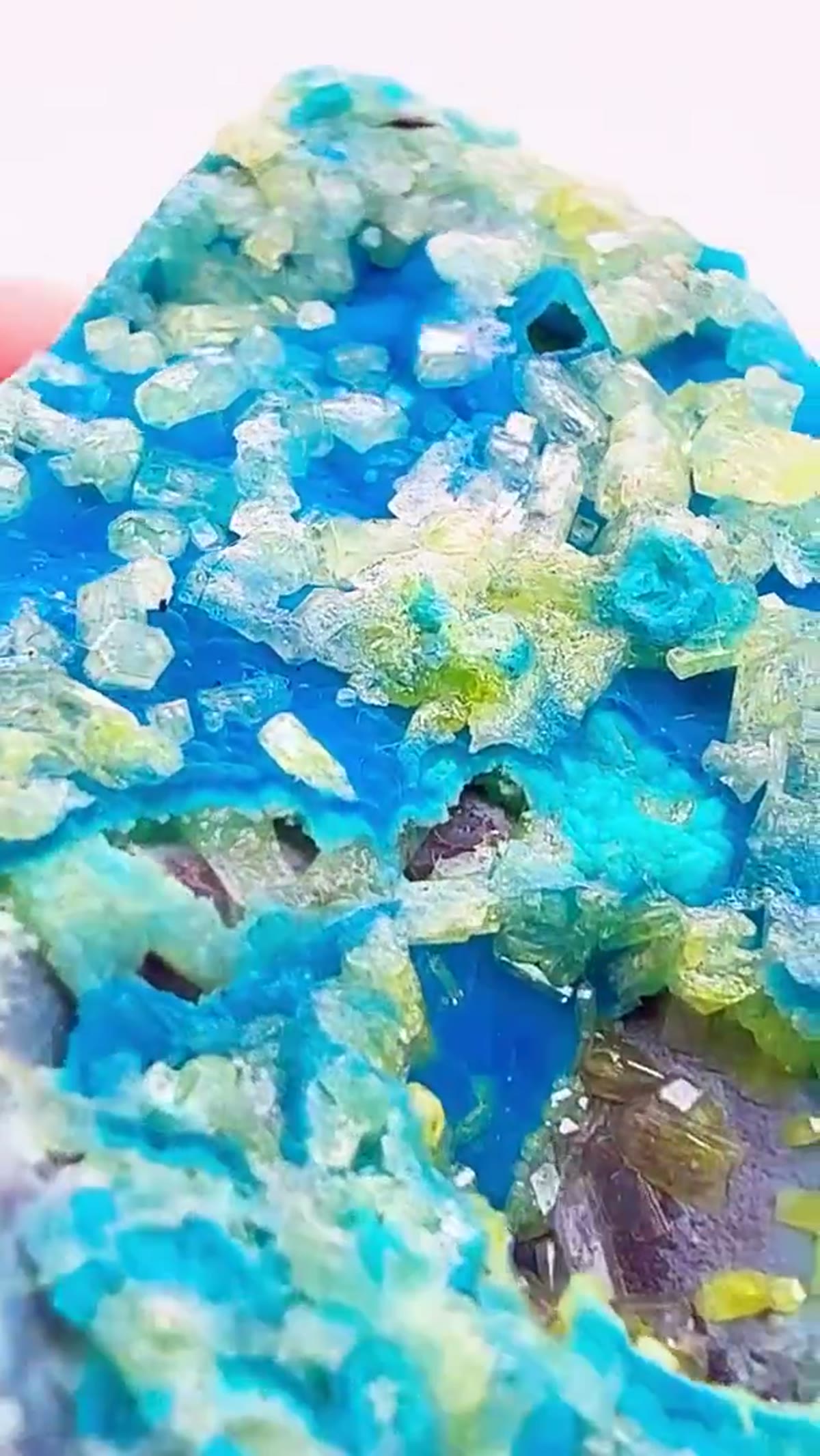 Mineral Specimen: One of the most coveted color combinations in the mineral - view 3