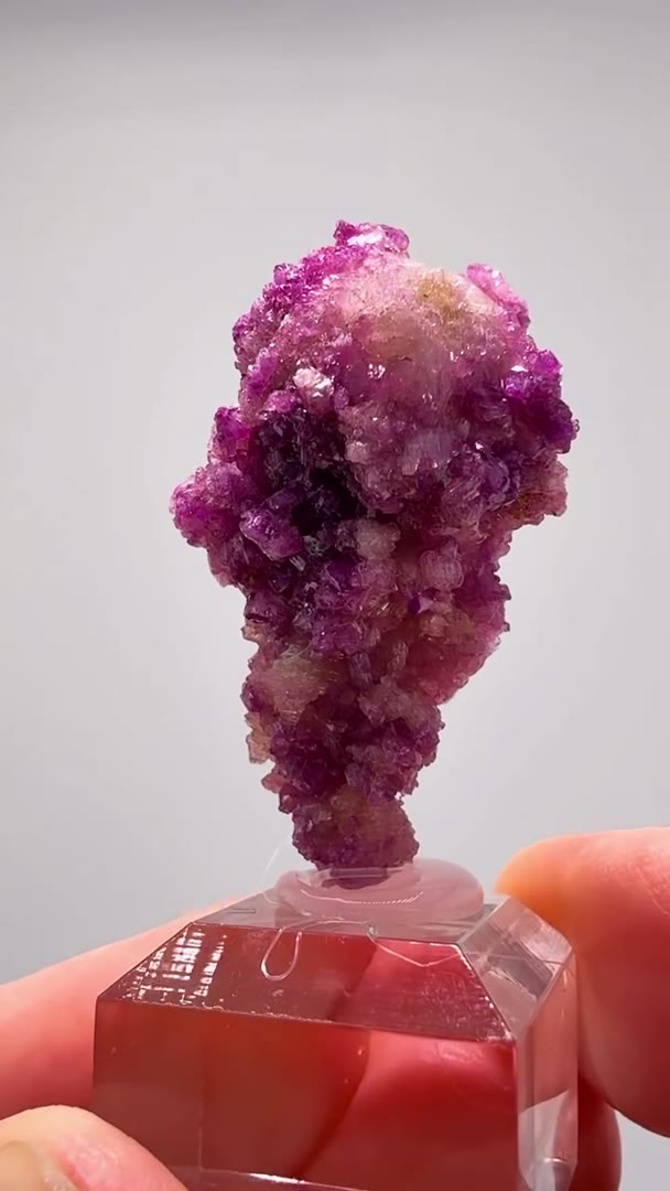 MANGANOVESUVIANITE Raspberry COLOR BOMB