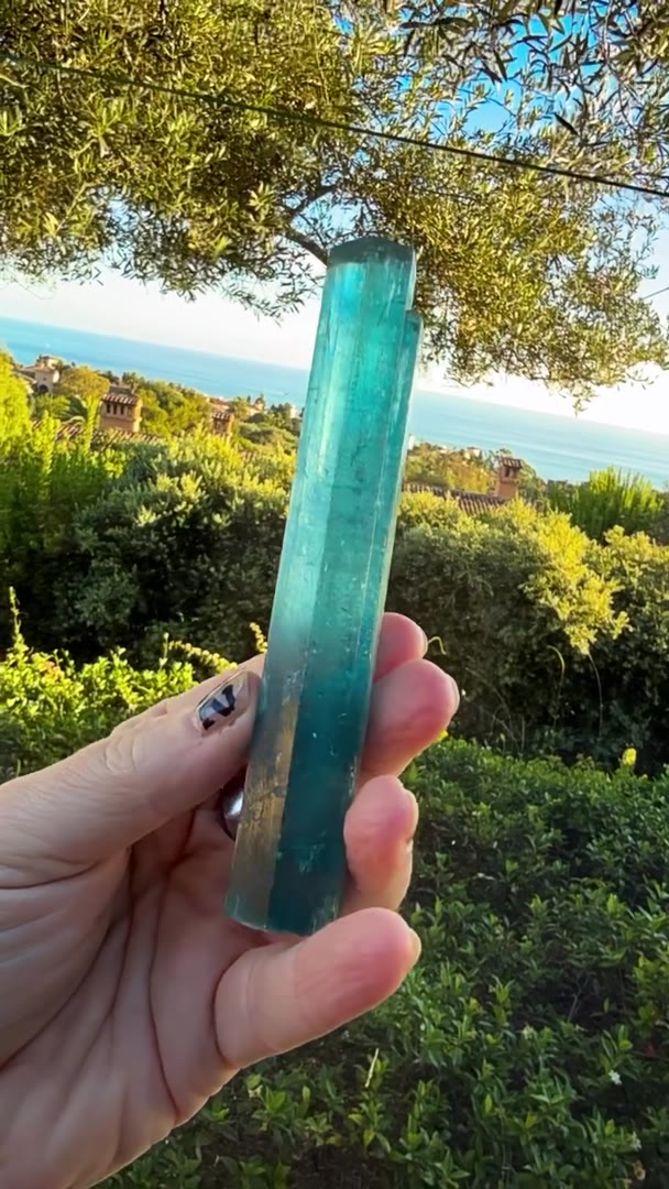 VIETNAM AQUAMARINE — CHASING THE LAST LIGHT