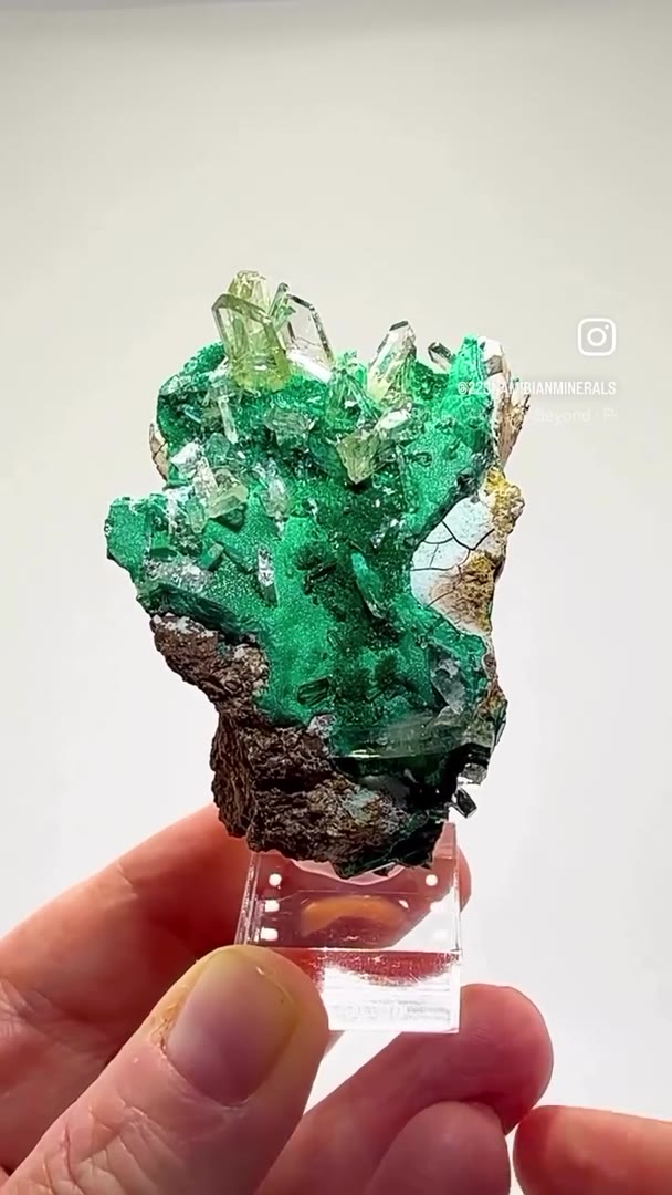 GLASS POCKET MAGIC — MALACHITE & BARITE