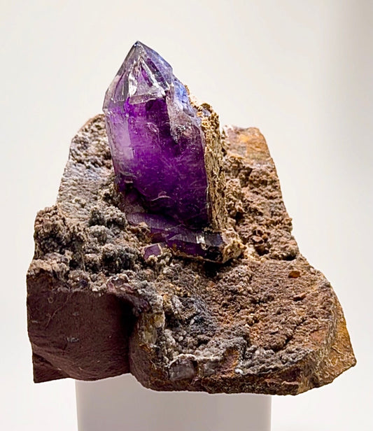 BUKS CLAIM AMETHYST ON MATRIX — SERIOUS PRESENCE