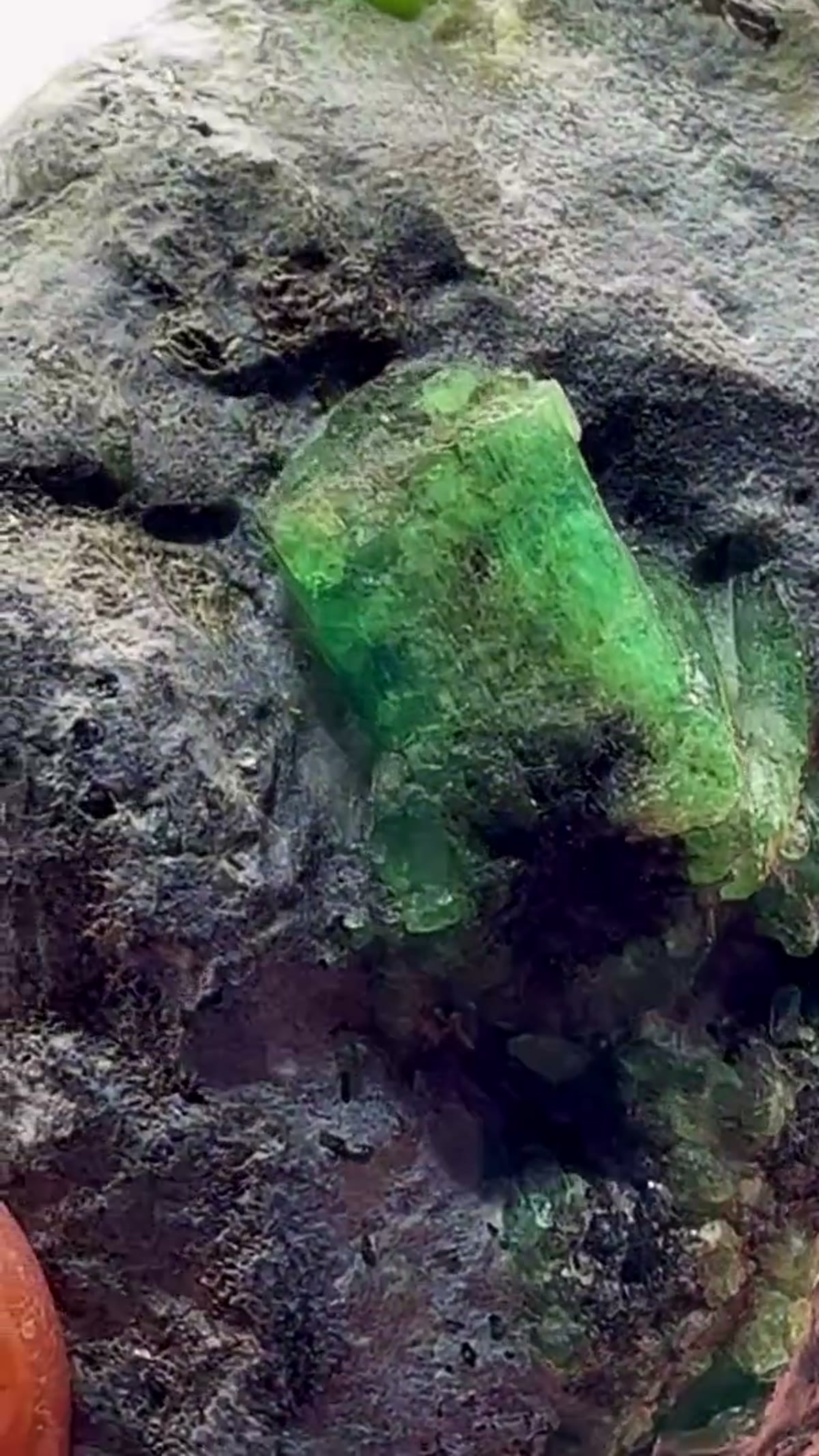 Emerald Specimen: Australian Emerald with Character - view 4