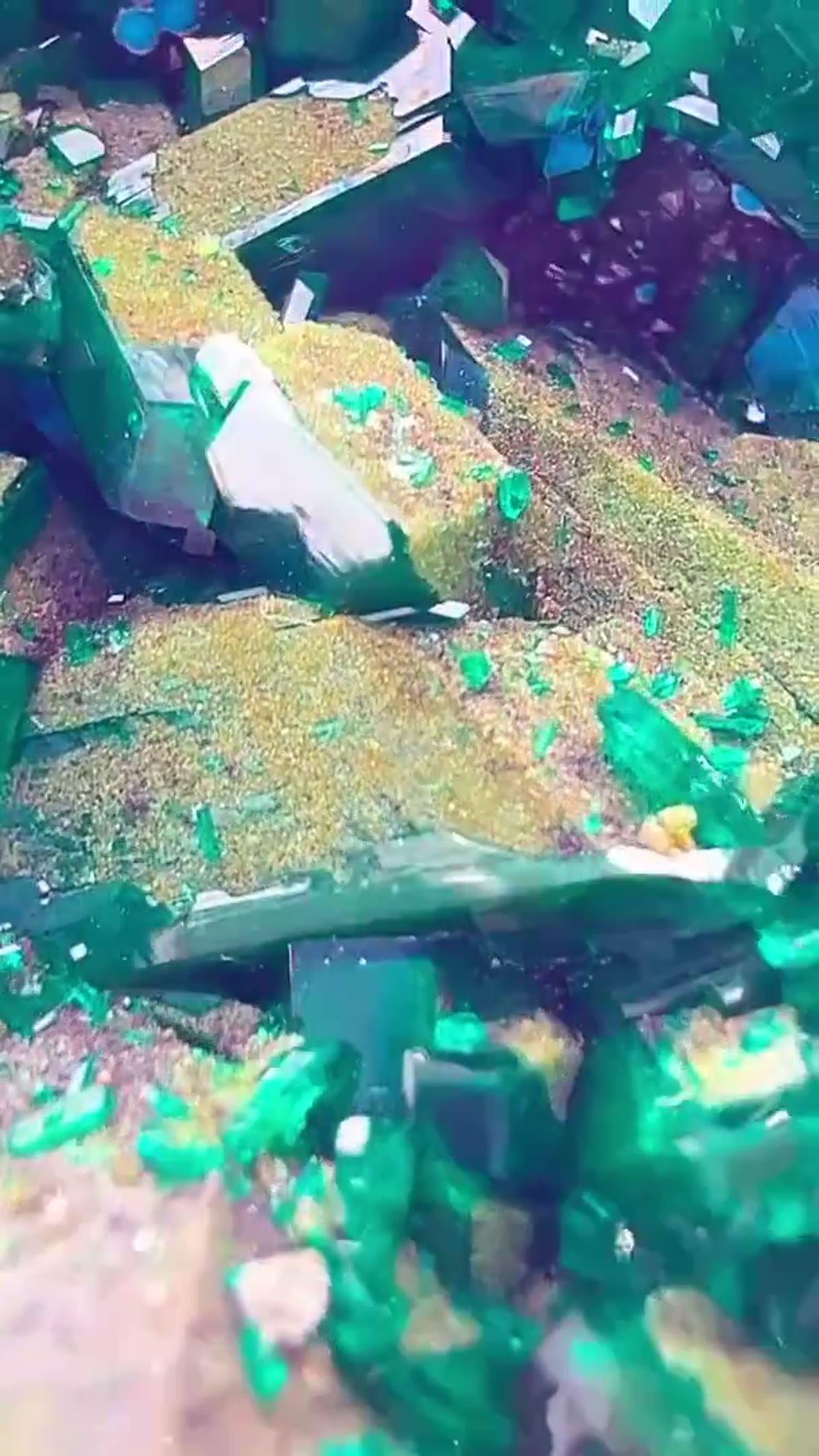 Dioptase Specimen, 42.56 g: Congo Dioptase at Another Level - view 4