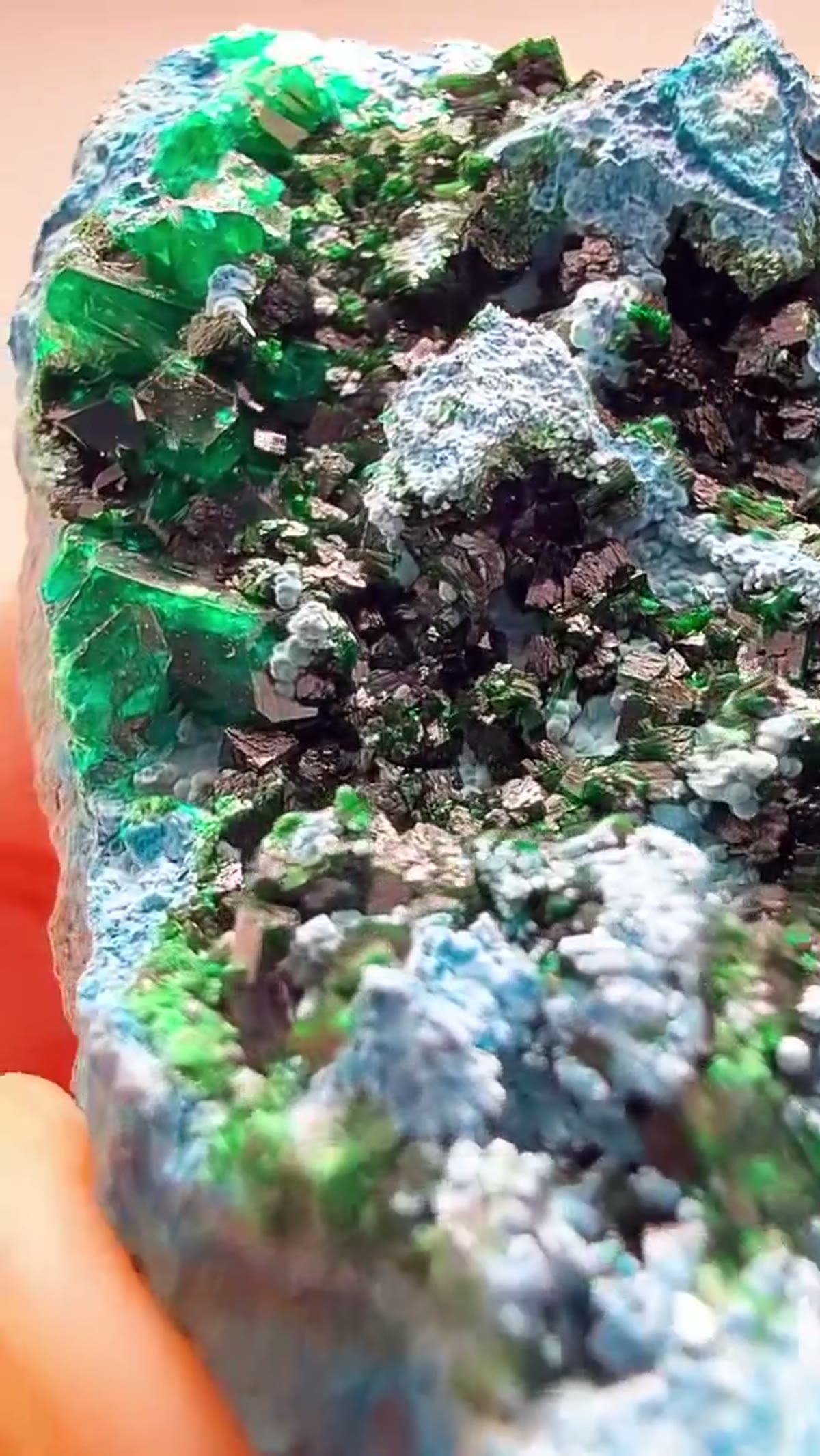 Dioptase Specimen: Congo Color - view 2