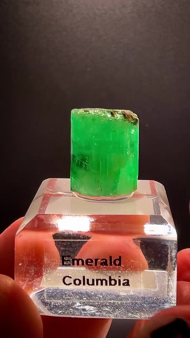 31.3 CARATS OF COLOMBIAN GREEN