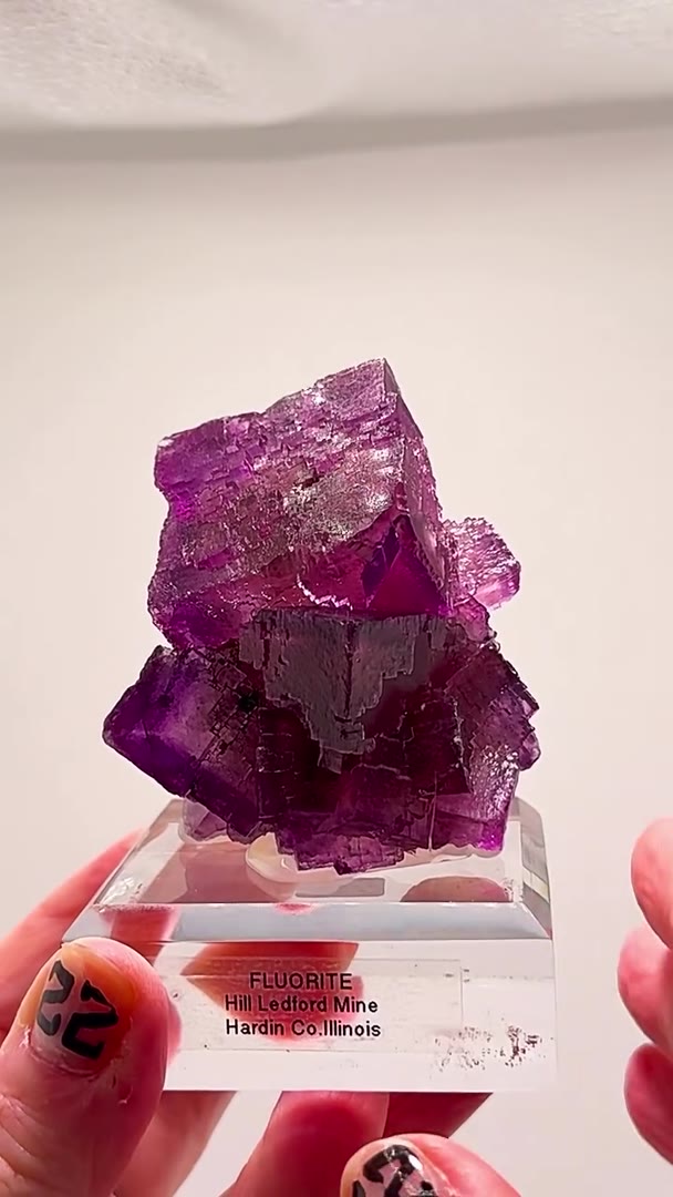 RASPBERRY ILLINOIS FLUORITE ZONING ON ANOTHER LEVEL FROM HILL LEDFORD MINE