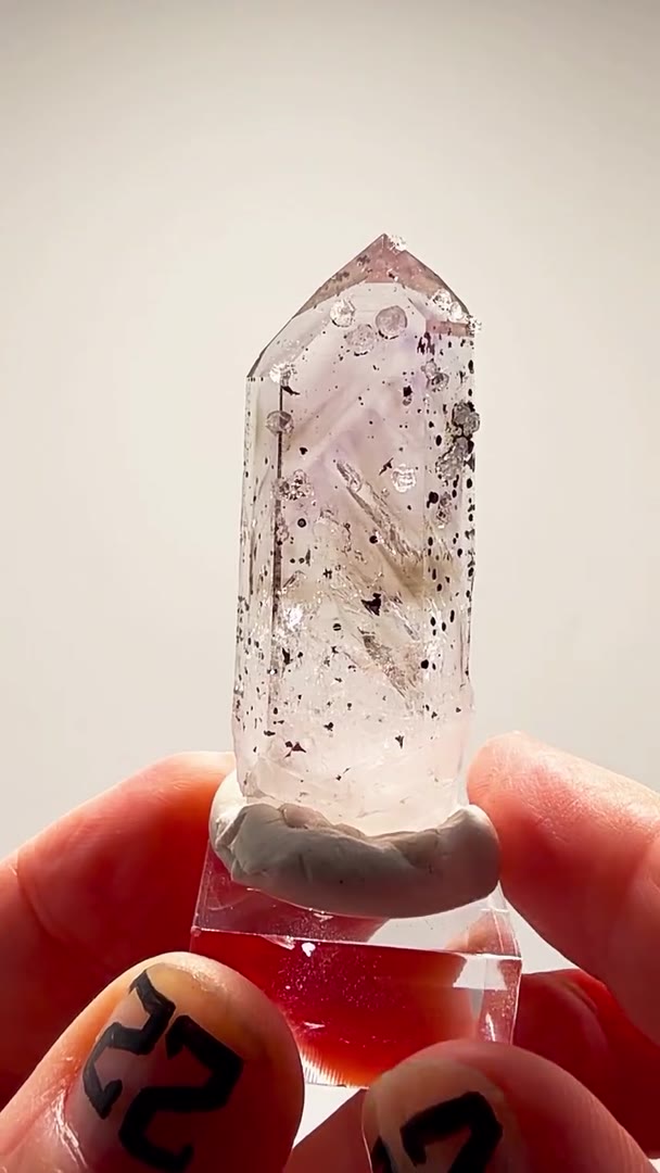 STREEP MINE GLASS — WITH ENHYDROS HIDING INSIDE