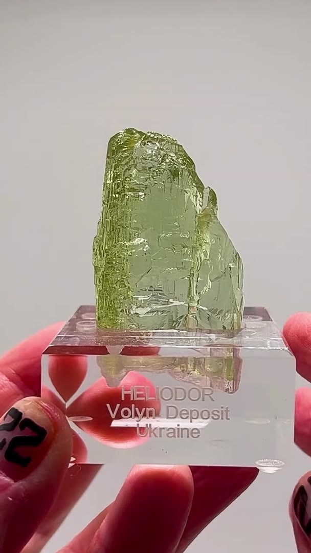 43 GRAMS OF UKRAINIAN HELIODOR PERFECTION