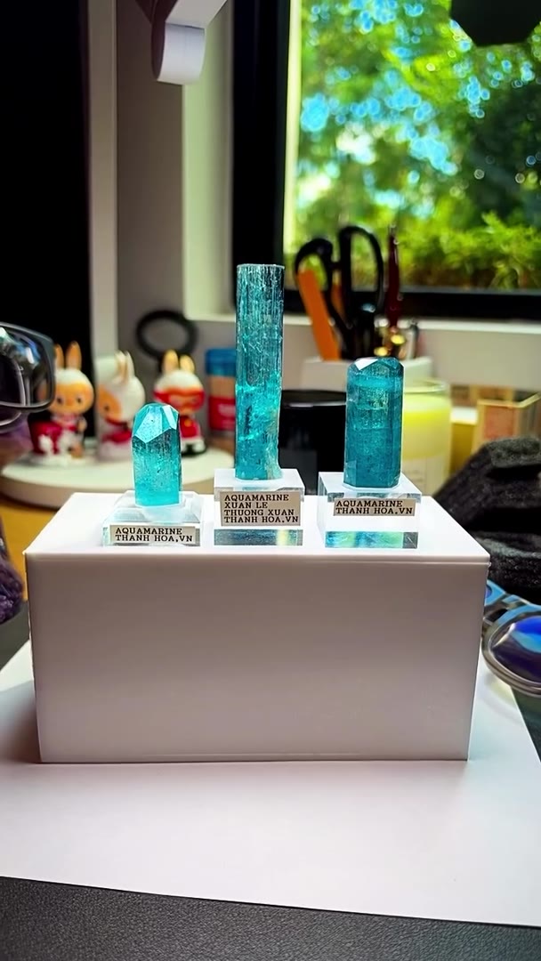 TRIPLE VIETNAMESE AQUAMARINE INSANITY… THREE ABSOLUTE HEATERS!