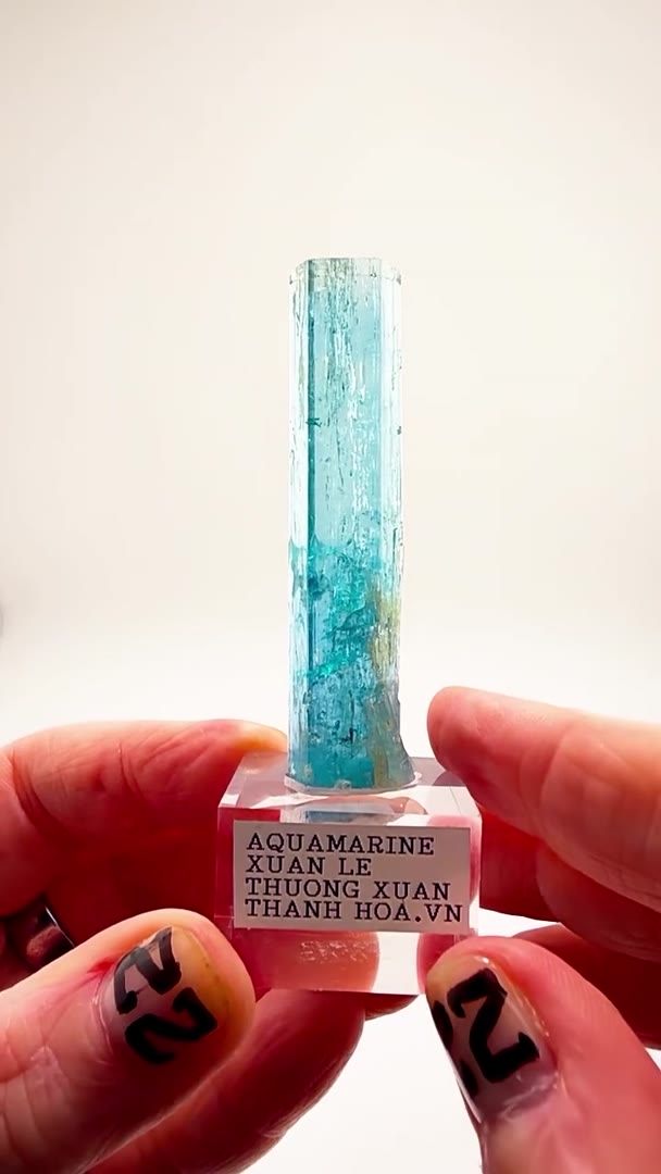 24.5 GRAMS OF VIETNAMESE AQUAMARINE MAGIC… ANOTHER BLUE BEAUTY!