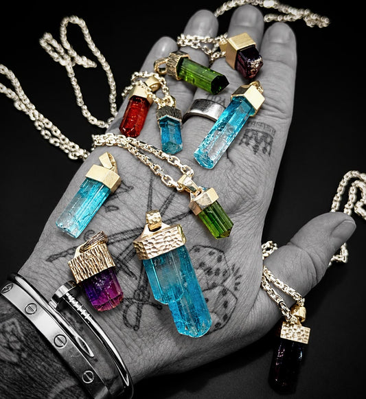 THE 22sGEMS PENDANT COLLECTION — EARTH’S ART, WEARABLE