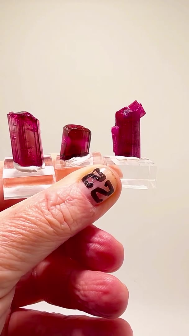TRIPLE CRANBERRY JUICE… CRUZEIRO MINE TOURMALINE MADNESS!