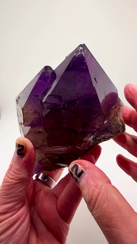 STRAIGHT FROM ANOTHER GALAXY… SMOKEY AMETHYST INSANITY!