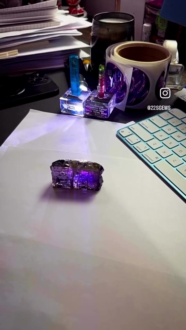 91.53 GRAMS OF PURE TANZANITE INSANITY… THE BRICK!