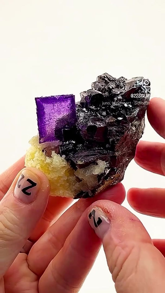 ELMWOOD FLUORITE PERFECTION… NOW THIS IS WHAT I CALL AESTHETICS!
