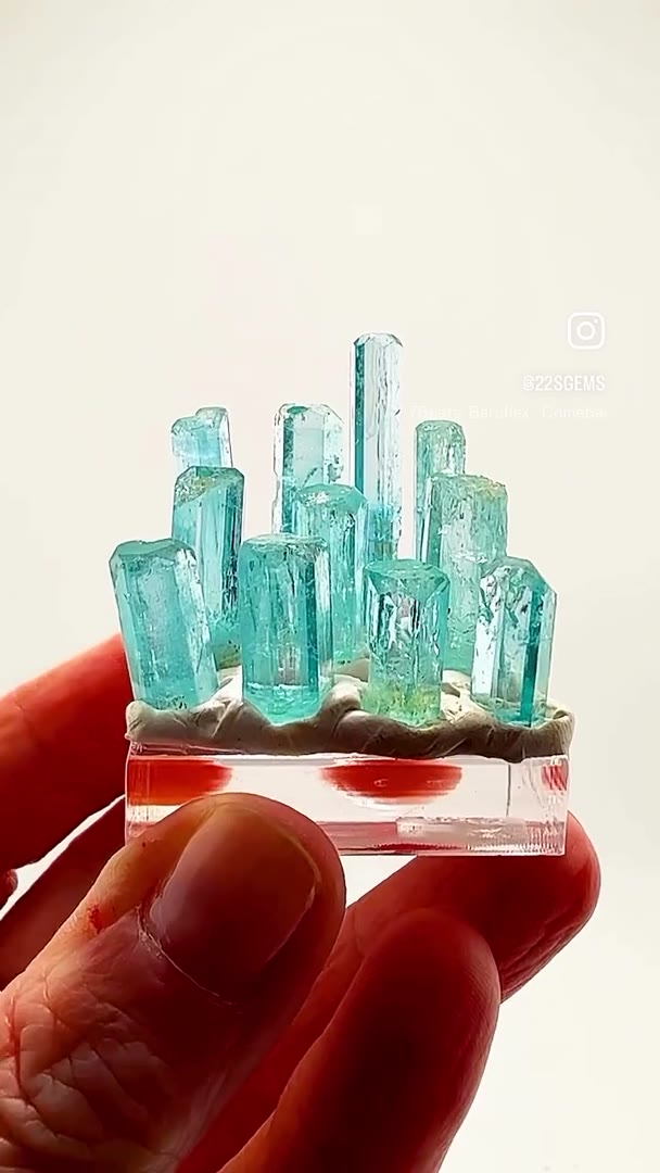 IDAHO AQUAMARINE INSANITY… SAWTOOTH MOUNTAIN BLUE MAGIC!