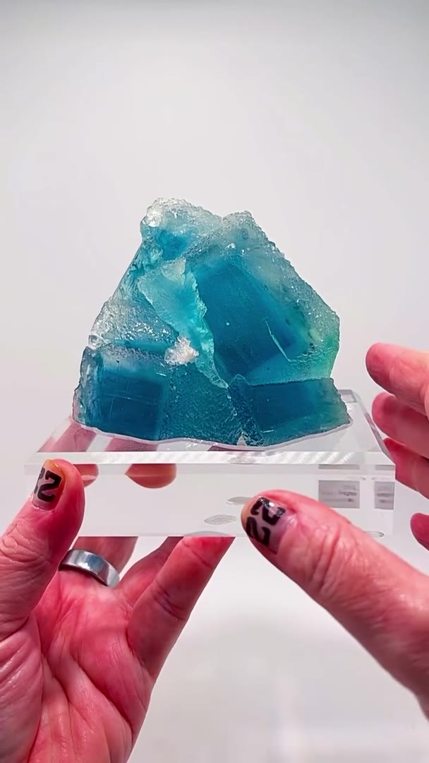 A FROZEN OCEAN WAVE… YAOGANGXIAN FLUORITE INSANITY!
