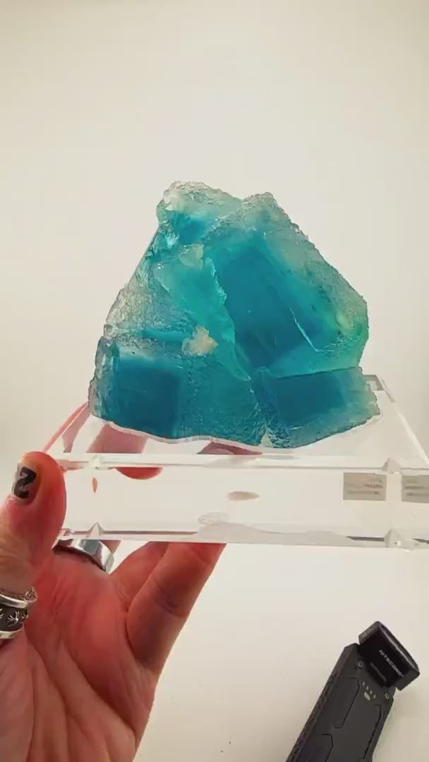 ICE BLUE PERFECTION