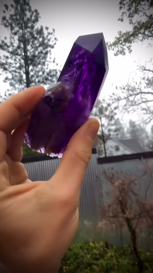 Newly acquired  Buks Claim Amethyst banger with multiple enhydros