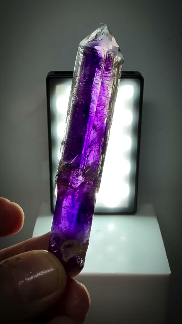 Not your everyday discovery... Pinky Mine DT  #pinkymine #fineminerals…