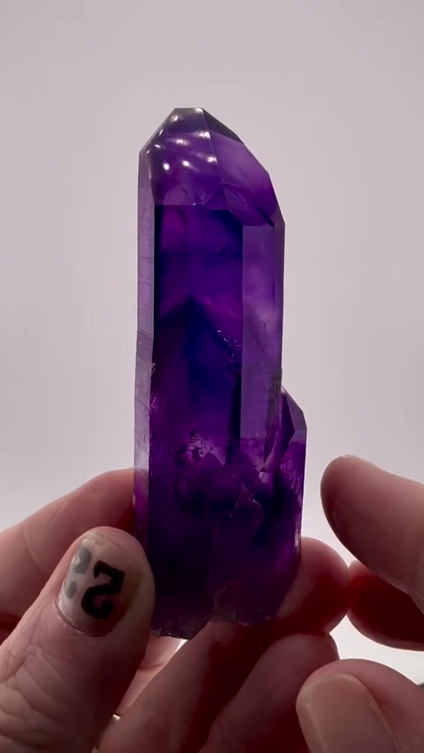 This one is stunning…  HEATER… super Saturated  Buks Claim Blurple Amethyst…