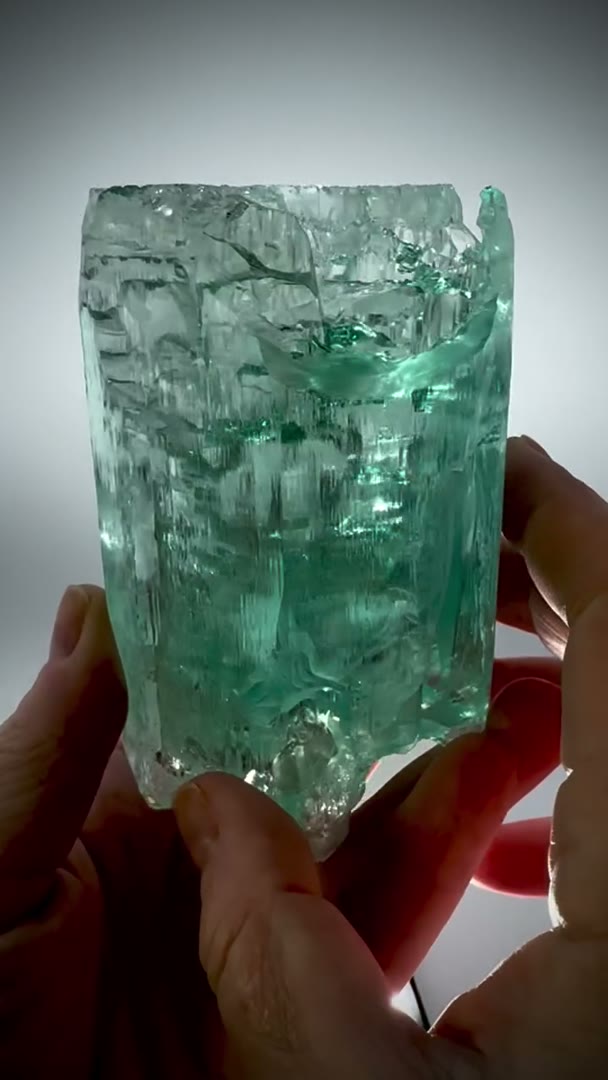 This gives me chills…  A closer look at this masterpiece Aquamarine