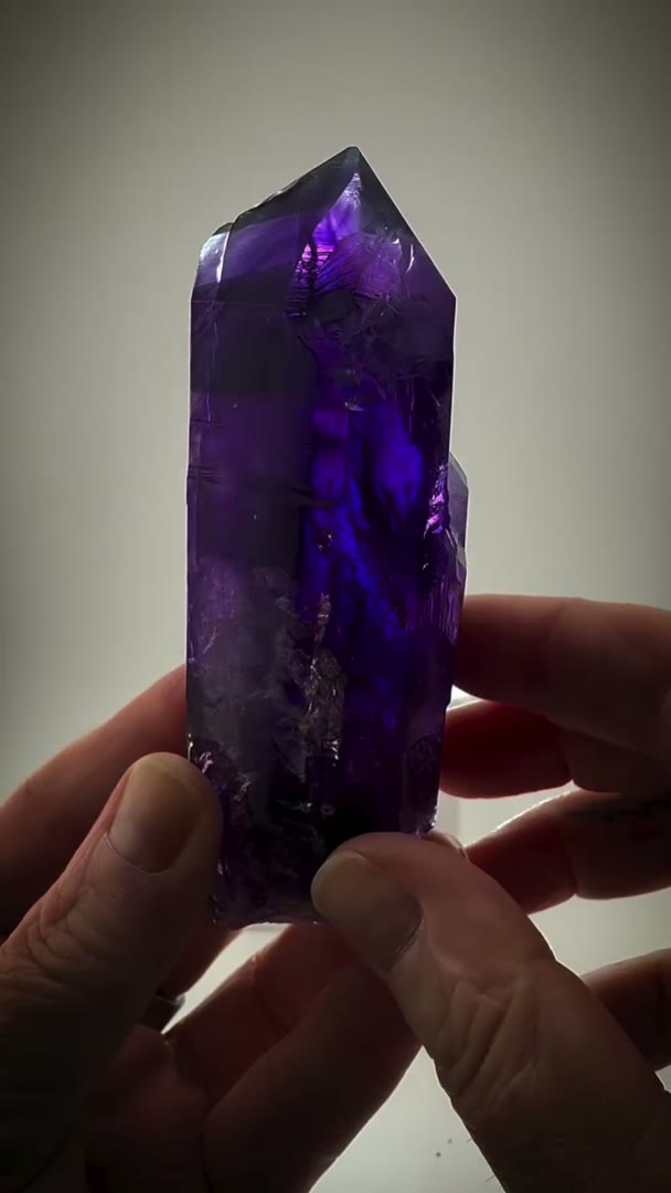 Discover the breathtaking Buks Claim Amethyst from Namibia's Brandberg…