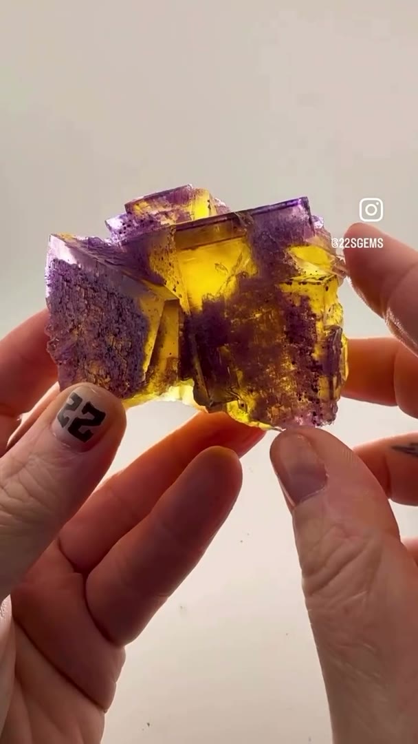Electric color meets metallic fire