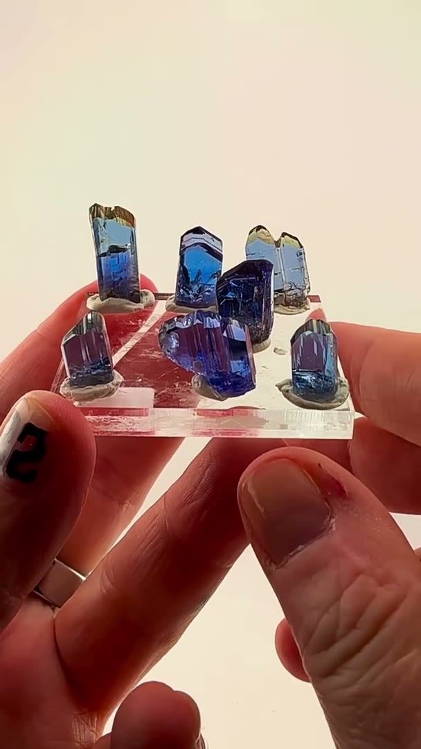 SEVEN SHADES OF PURE TANZANITE MAGIC