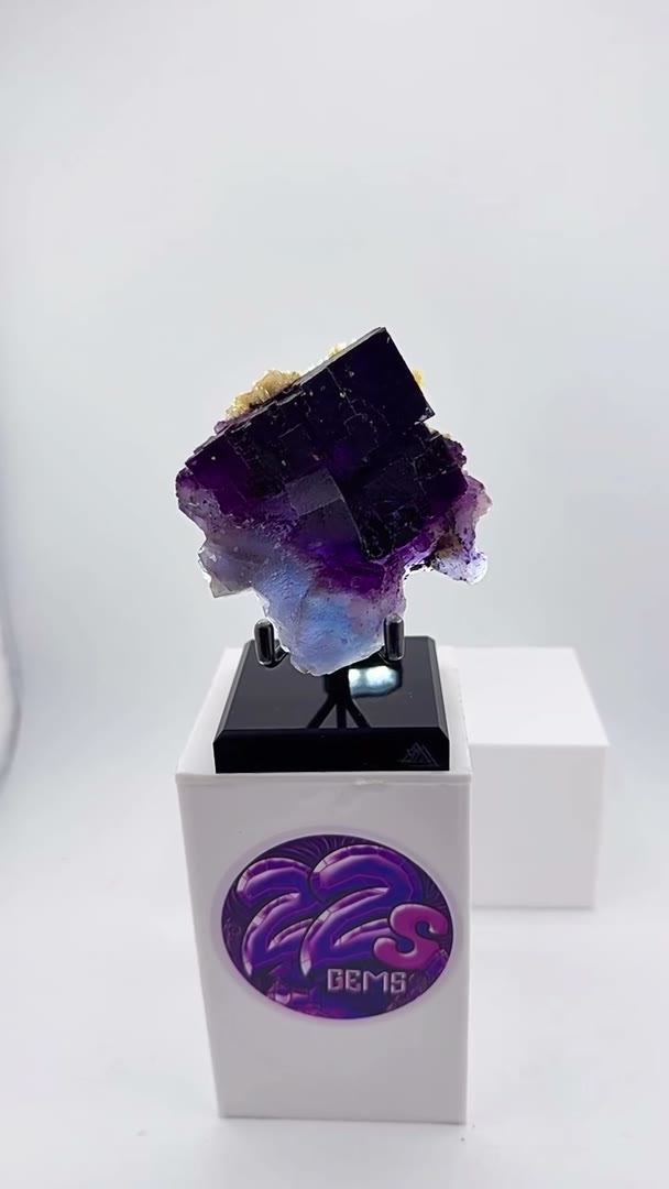 CAVE-IN-ROCK COLOR PLAY