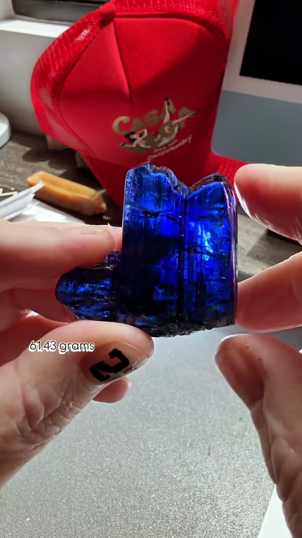 61.43g TANZANITE SCULPTURE